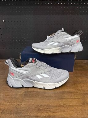 New W/O Box! Men's Reebok Zig Viome Grey White Gym Training Sneakers Size 13